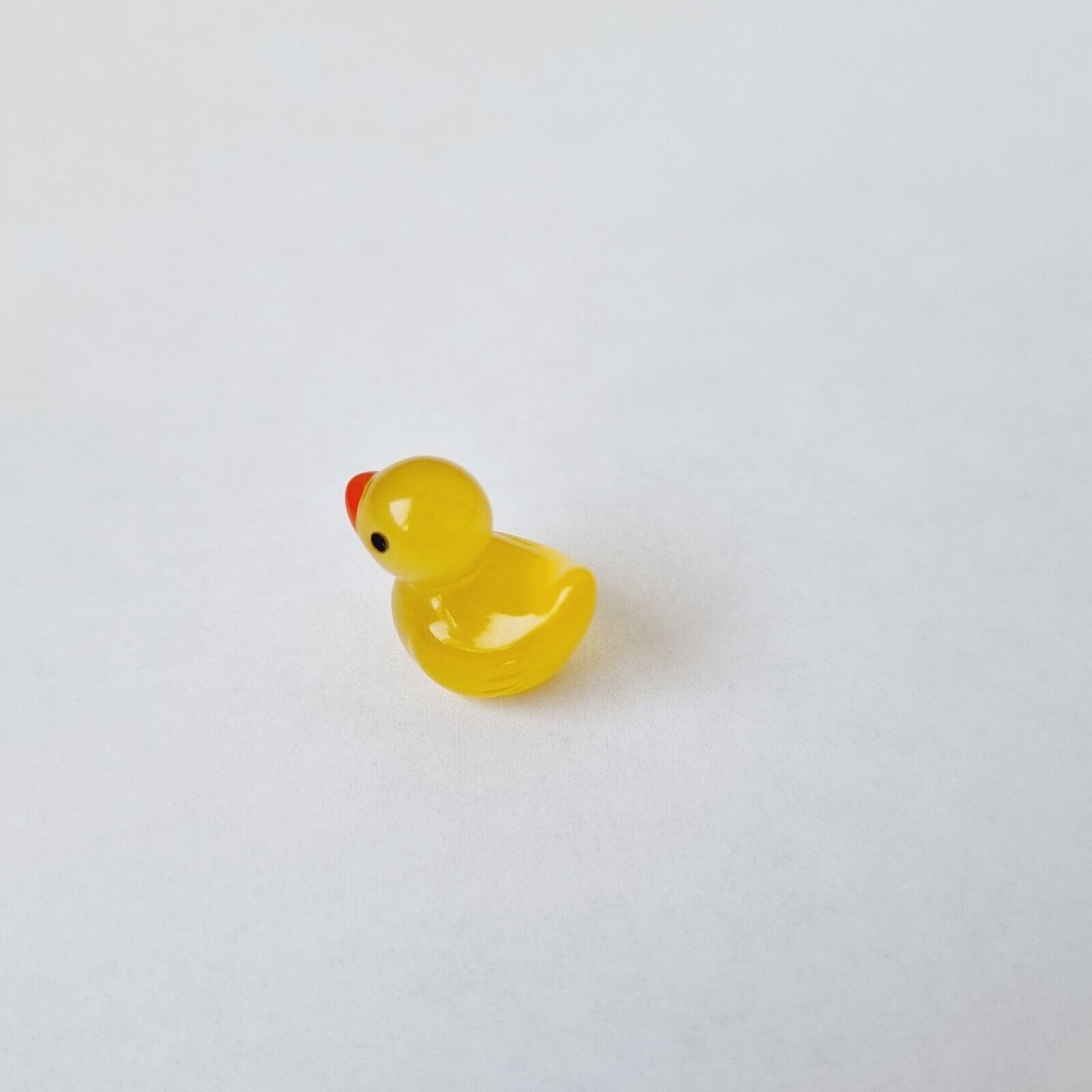 Colorful Mini Tiny Duck Glow in Dark Perfect Decoration 7 Pieces