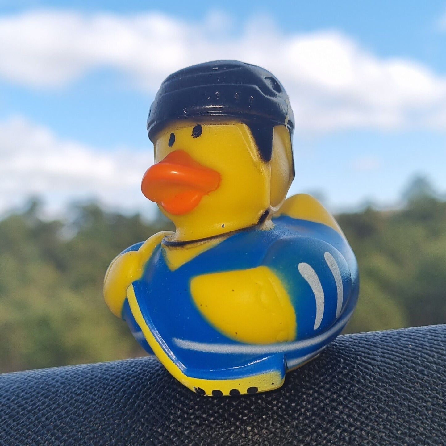 ππ₯ Hockey Player Rubber Duck for Jeep Ducking π» Fun Jeep Wrangler Accessory
