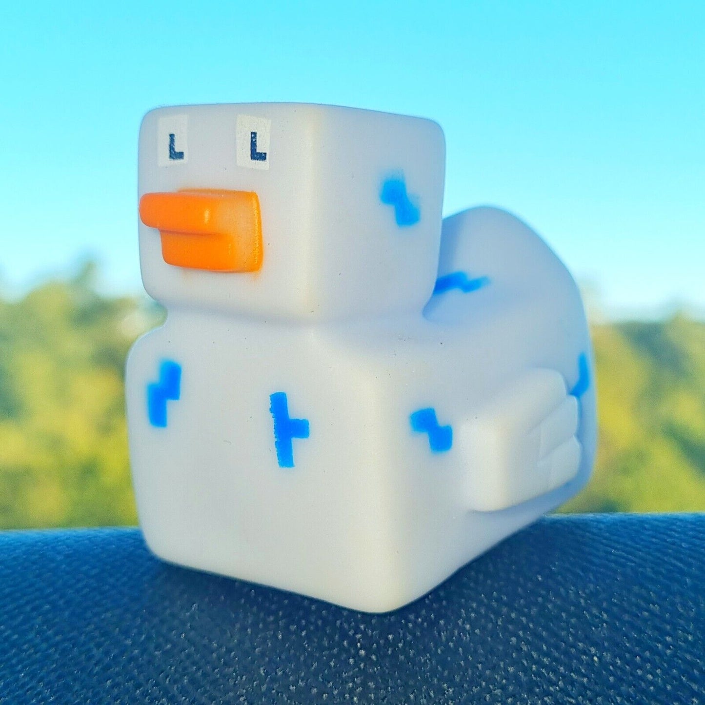 ๐ฎ๐ฅ Minecraft Rubber Duck for Jeep Ducking ๐ป Fun Jeep Wrangler Accessory