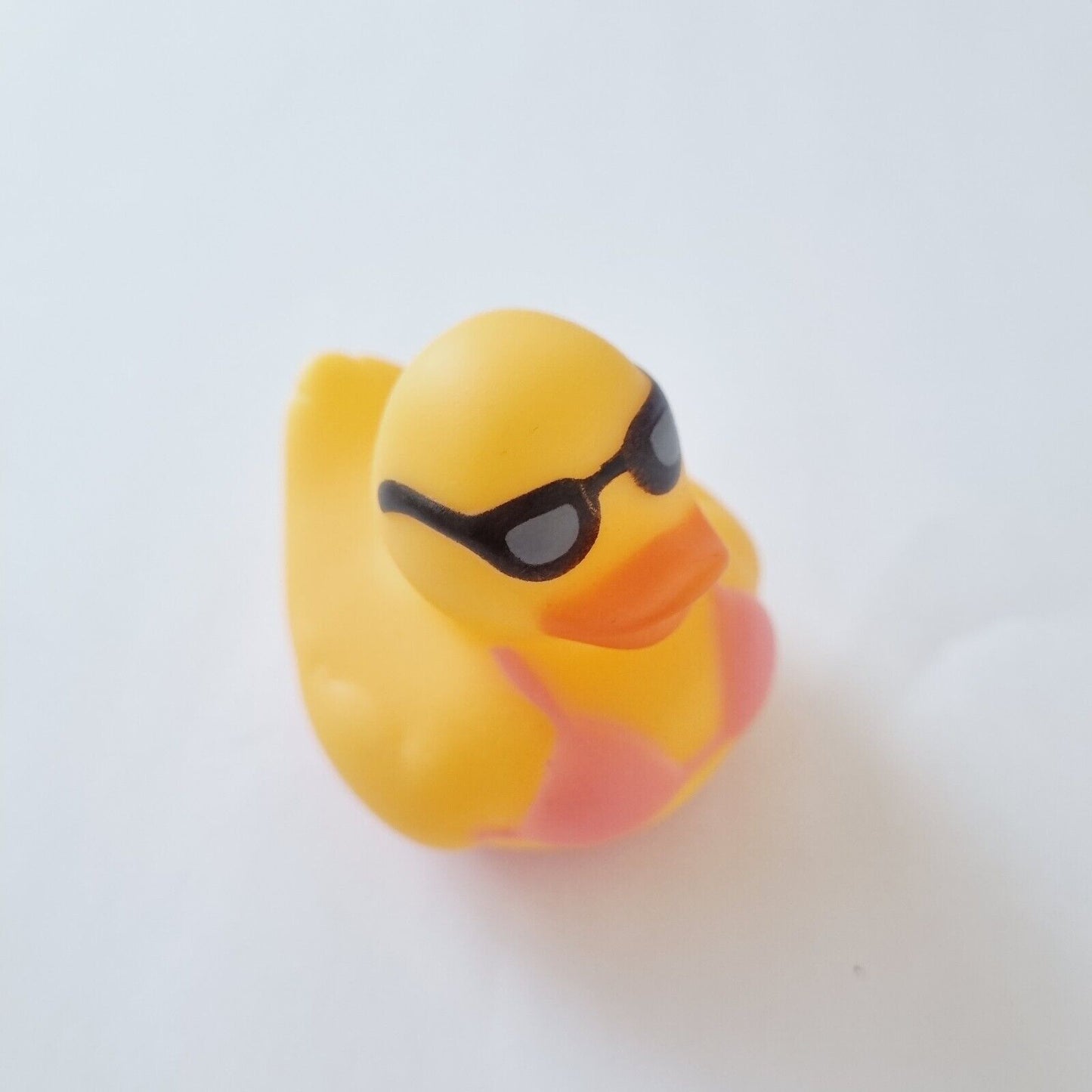 Beach Rubber Duck / Car accessory / Dashboard Toy Decoration / Jeep Ducking